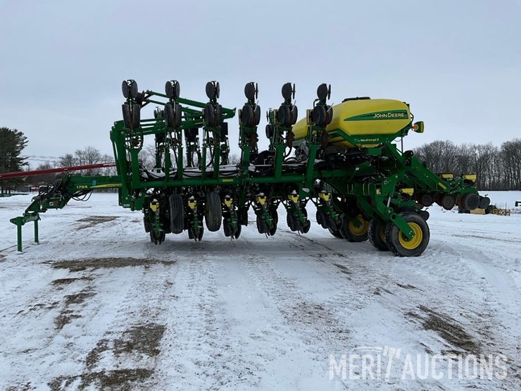 2016-john-deere-1795-image-2