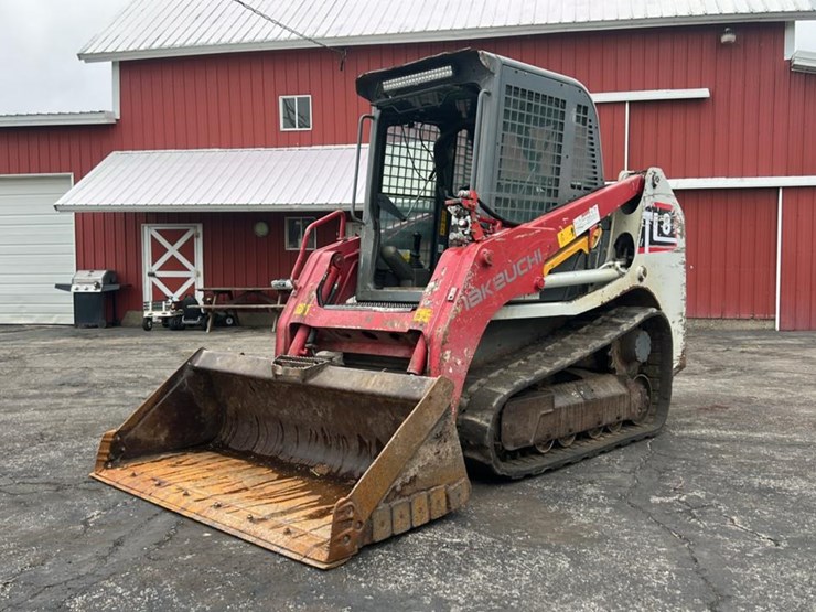2017-takeuchi-tl8-image-1
