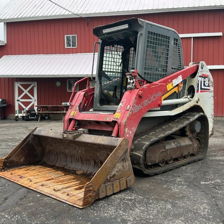 2017 TAKEUCHI TL8