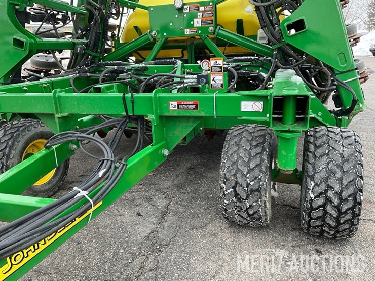 2012-john-deere-1990-image-11