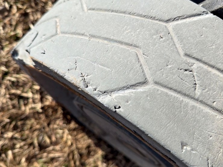 2015-jlg-3246es-image-7