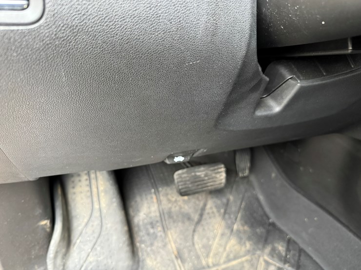 2021-chevrolet-3500hd-image-45