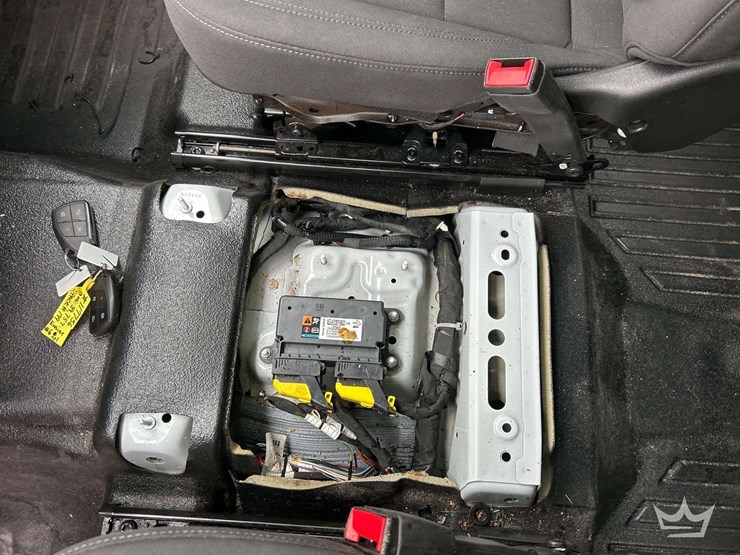 2023-chevrolet-tahoe-image-18