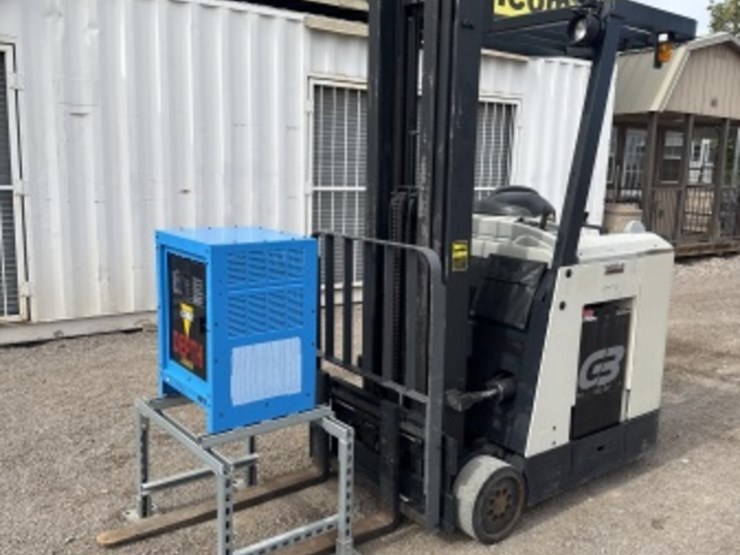 crown-rc3020-30-image-2