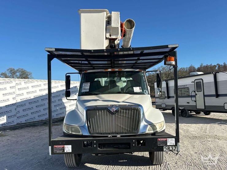 2008-international-durastar-4300-image-33