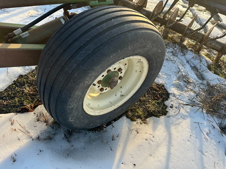 john-deere-630-image-17