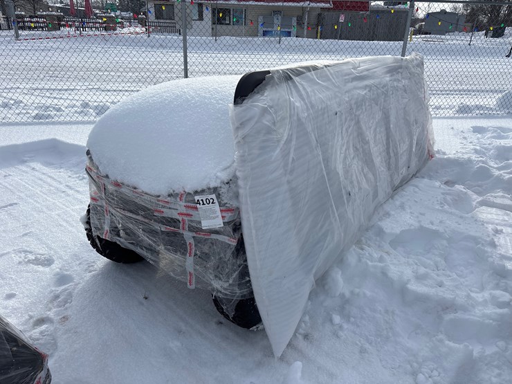 #4102-•-new-sdlgc10-six-person-golf-cart---will-need-assembeled-image-2