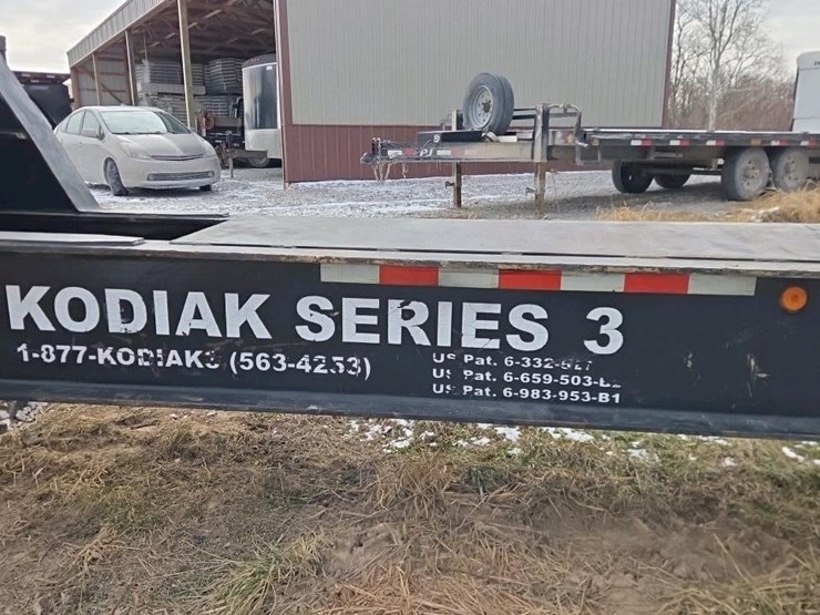 2019-deere-437e-image-27