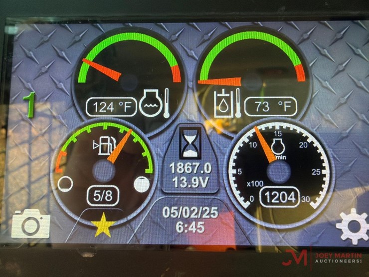 2020-caterpillar-249d3-image-22