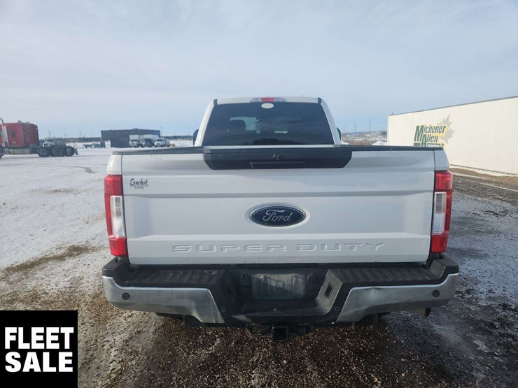 2019-ford-f350-image-22