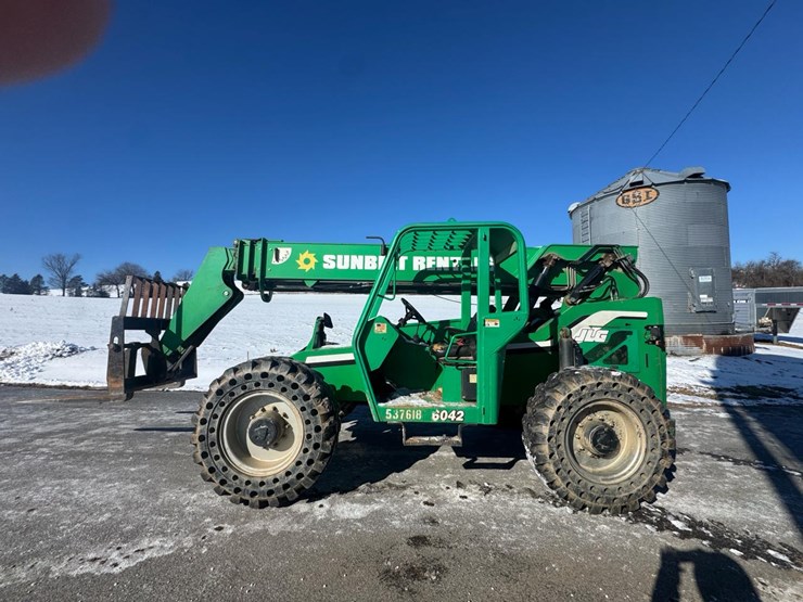 2013-sky-trak-6042-image-4