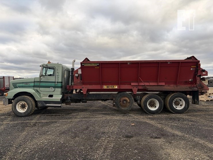 1992-freightliner-fld120-image-2