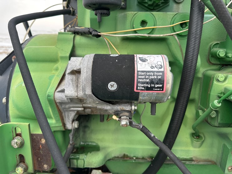 john-deere-4045t-image-23