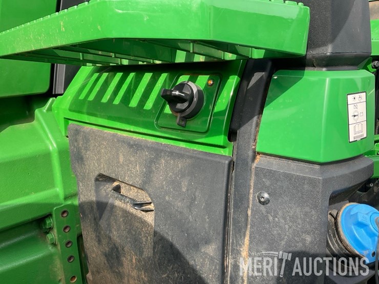 2024-john-deere-8r-410-image-45