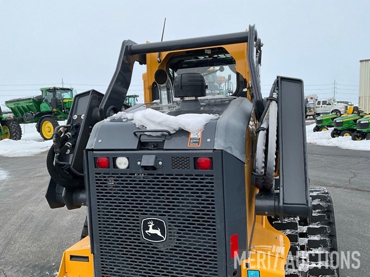 2023-deere-333g-image-15