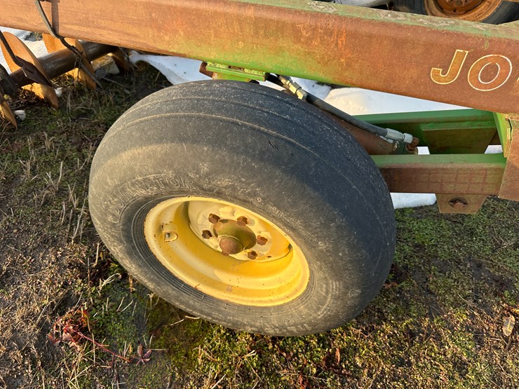 john-deere-630-image-6