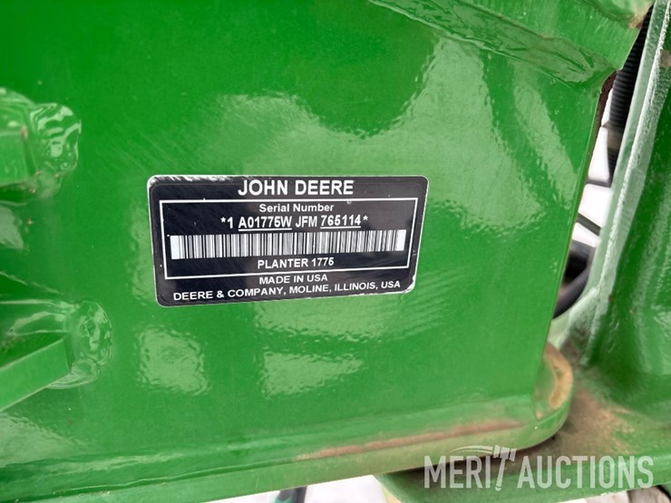 2016-john-deere-1775nt-image-35
