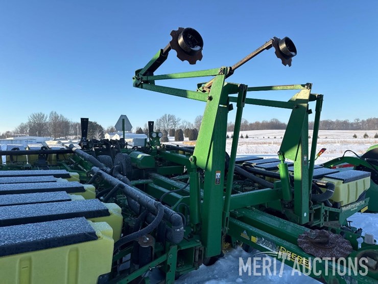 2001-john-deere-1780-image-9