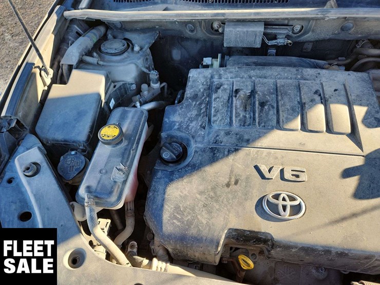 2009-toyota-rav4-image-27