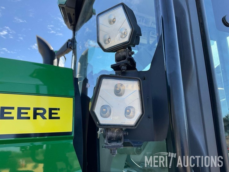 2023-john-deere-8r-370-image-38