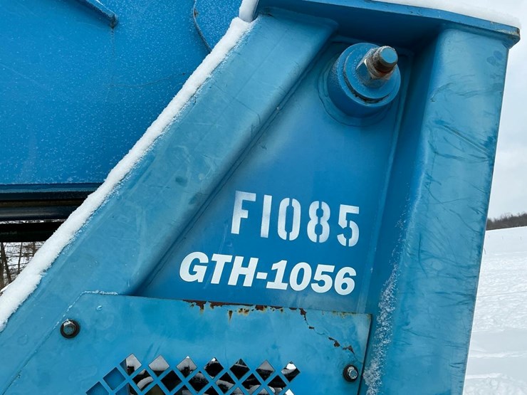 2006-genie-gth1056-image-23