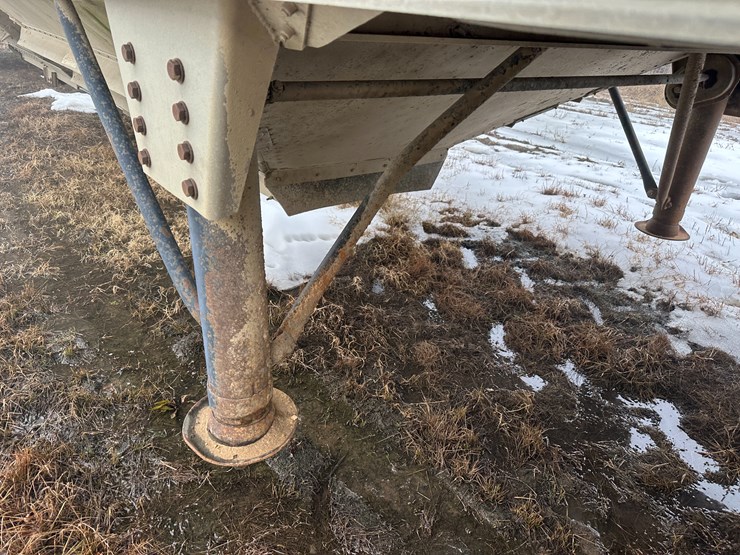 2000-timpte-hopper-bottom-image-30