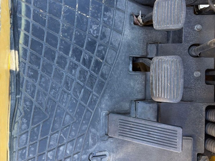 caterpillar-gc45kswb-image-16