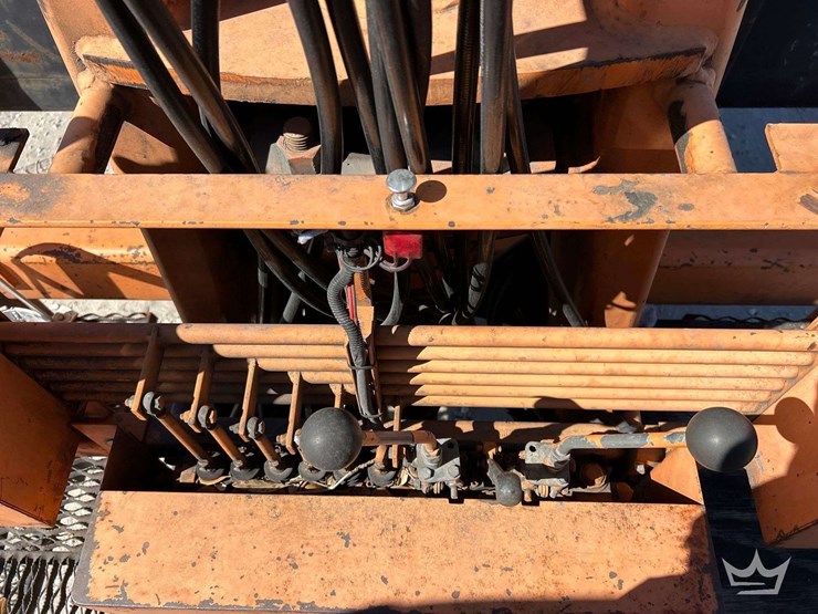 2013-international-durastar-4300-image-21