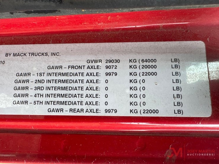 2010-mack-gu713-granite-roll-off-truck-image-43