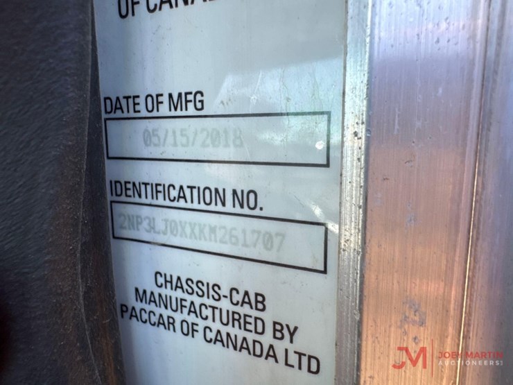 2019-peterbilt-348-image-27