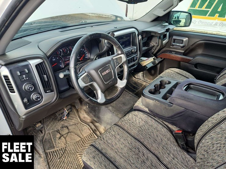 2015-gmc-sierra-1500-image-17