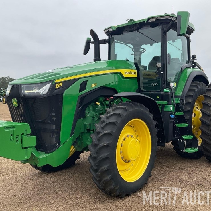 2024 JOHN DEERE 8R 250