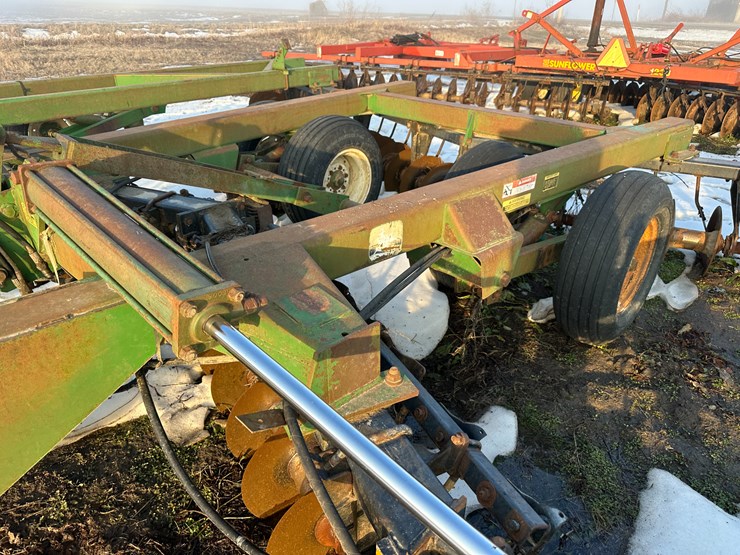 john-deere-630-image-43