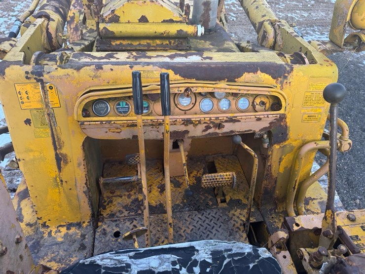 1968-international-175b-image-42