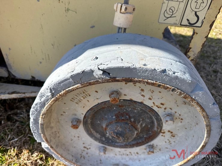 2007-jlg-3246es-image-6