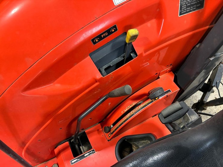 2016-kubota-m5660-image-20