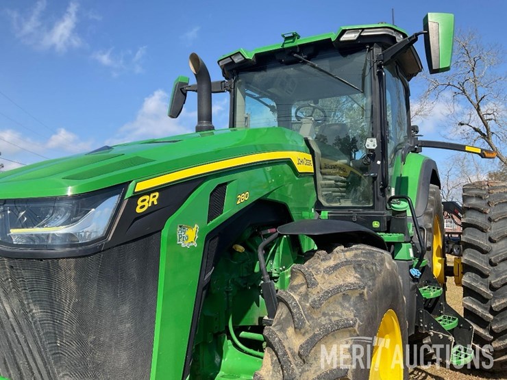 2023-john-deere-8r-280-image-10