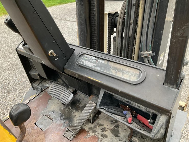 2003-yale-glp050rg-image-22