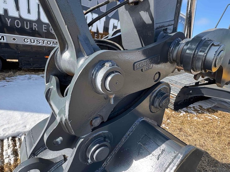 2019-deere-210g-image-21