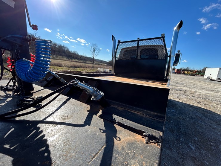 2004-sterling-acterra-image-8