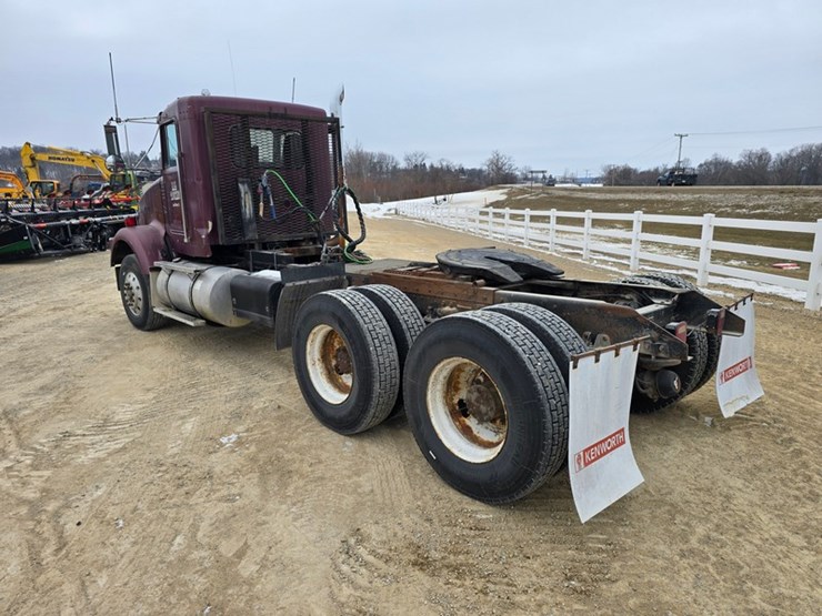 1989-kenworth-t800-image-3