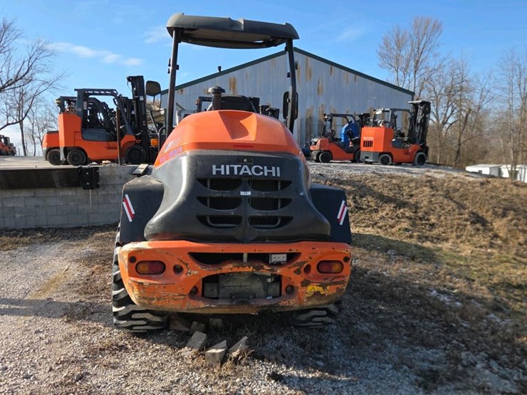 2017-hitachi-zw80-5b-image-4