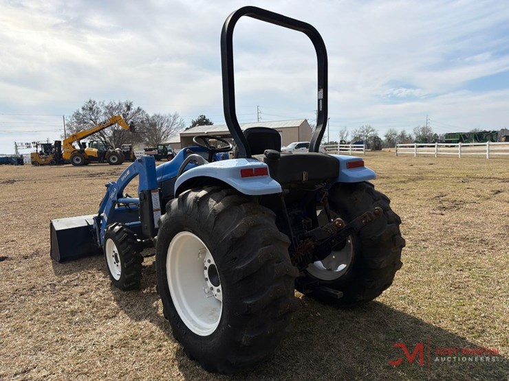 new-holland-tc40-image-5