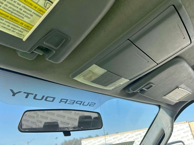 2015-ford-f350-image-18