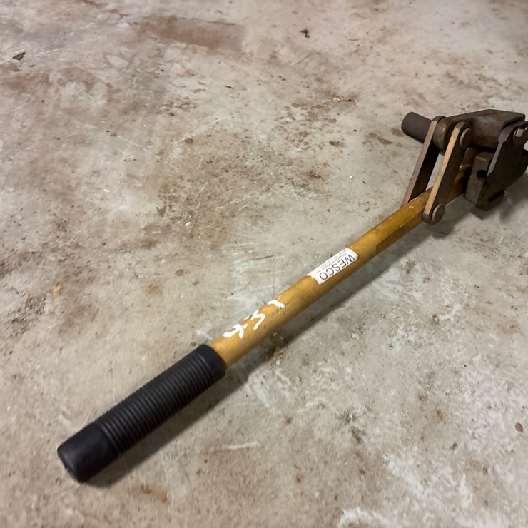 #431 • WESCO PIPE BENDER