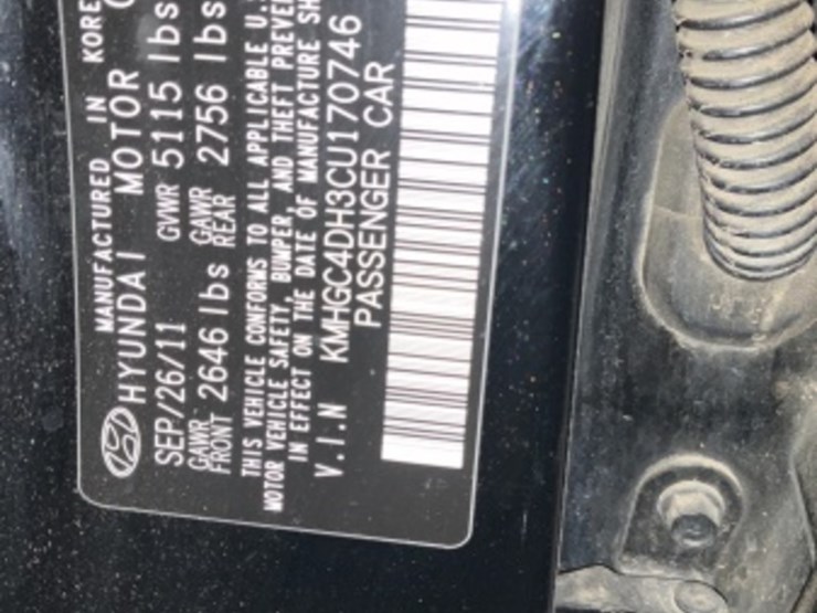 2012-hyundai-genesis-sdn-image-16