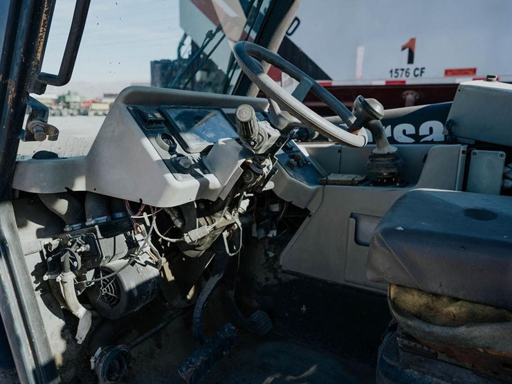 2005-bobcat-v723-image-21