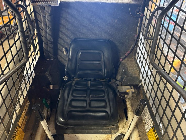 1988-bobcat-843-image-19