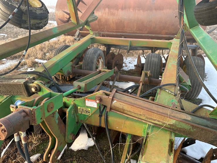 john-deere-630-image-39