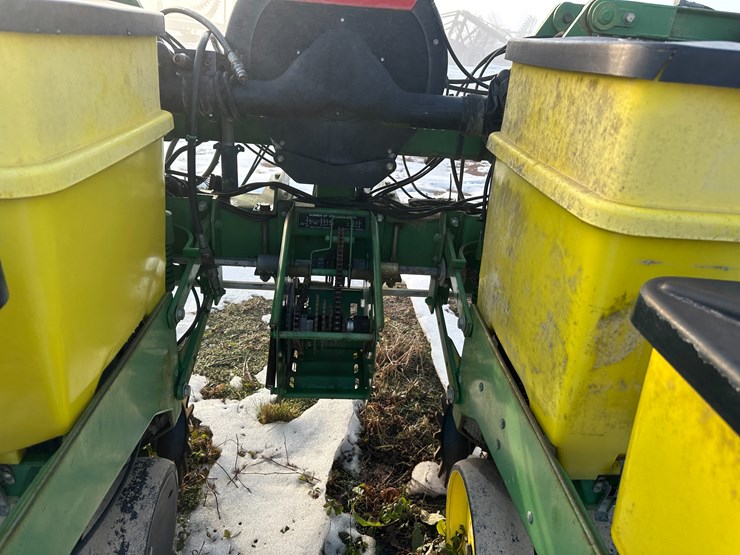 john-deere-1720-image-41